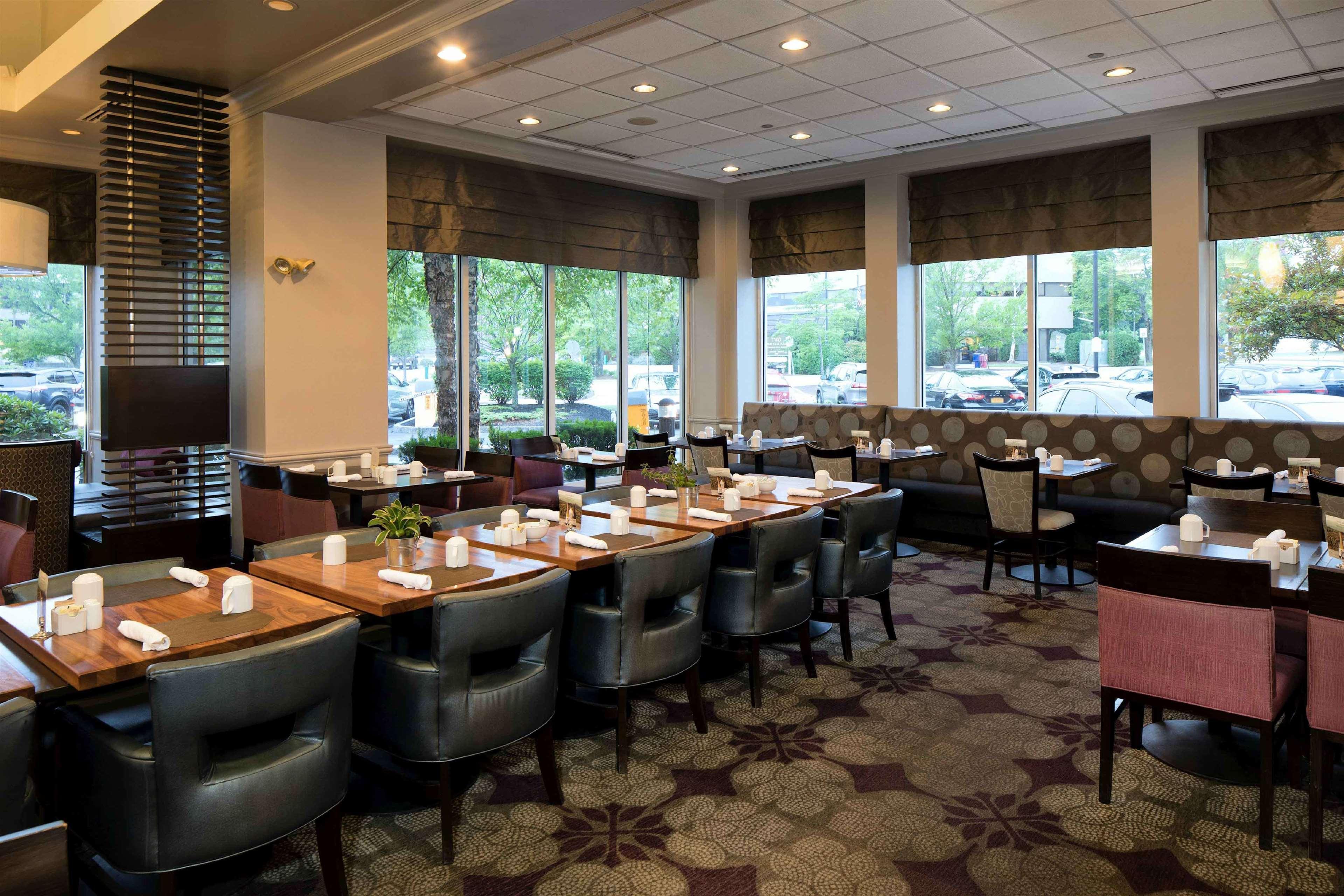 Hilton Garden Inn Auburn Riverwatch Екстериор снимка