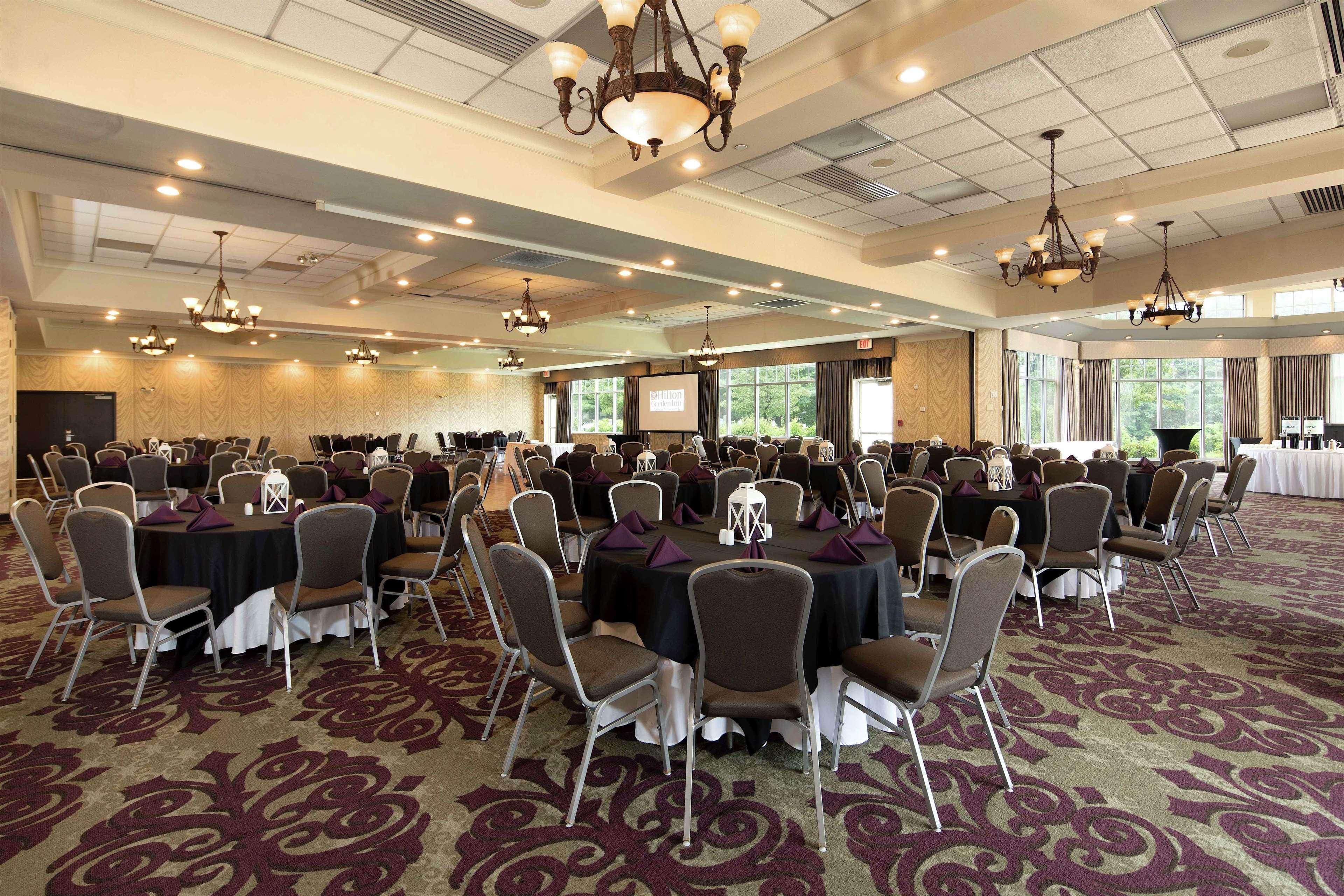 Hilton Garden Inn Auburn Riverwatch Екстериор снимка
