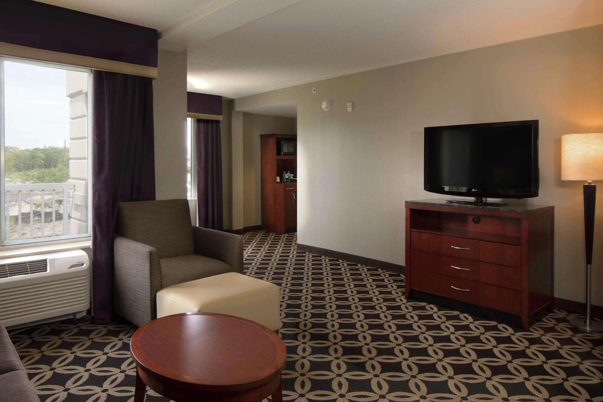 Hilton Garden Inn Auburn Riverwatch Екстериор снимка