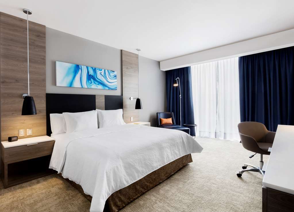 Hilton Garden Inn Auburn Riverwatch Стая снимка